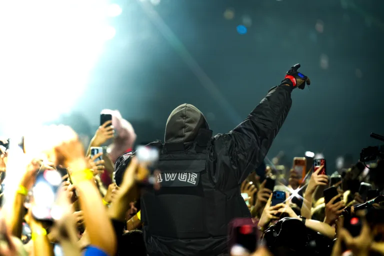 A$AP Rocky w Łodzi. Helikopter nad publicznością i wojskowy okręt na scenie